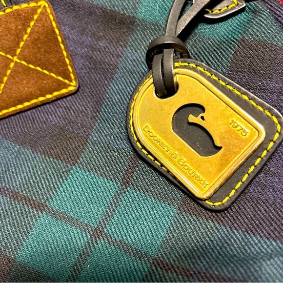 Dooney & Bourke Large Black Watch Tartan Plaid Shoulder Bag w/Wristlet (2pcs.) - Picture 4 of 14